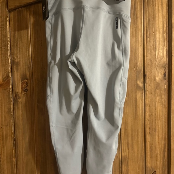 Under Armour Compression Ankle Length Leggings - Picture 2 of 7